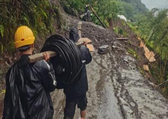 云南移动组建抢险突击队 为昭通筑牢灾区通信生命线