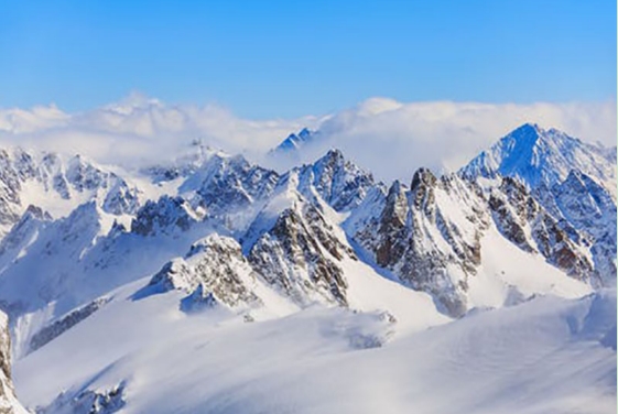 梦到雪山有什么含义？ 做梦梦见雪山是吉还是凶？